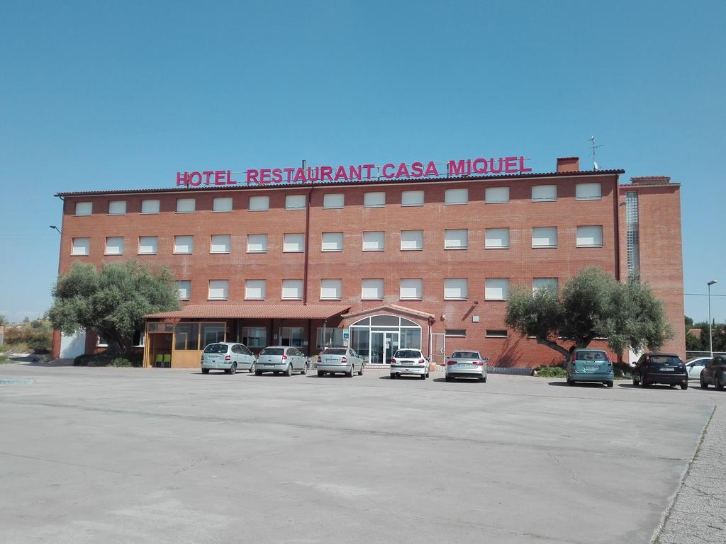 Hotel Restaurant Casa Miquel Alcarraz Eksteriør billede
